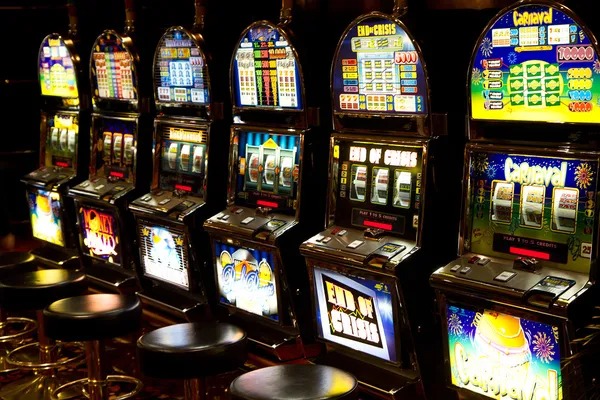 beta 108 web app on tablet showing live roulette table and football betting interface